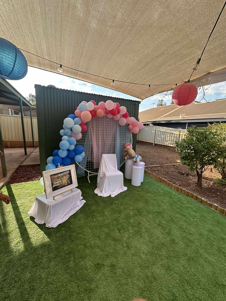 Round Mesh Backdrop Stand Hire (2m)